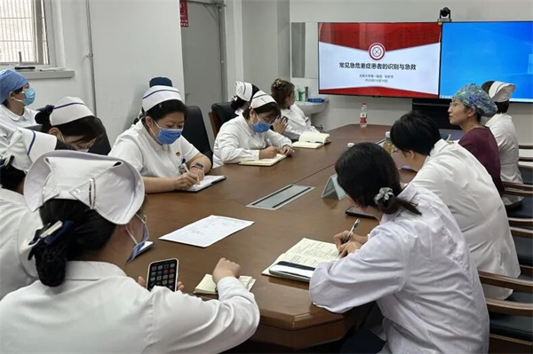 【护理人文】以学促能  守护生命——护国寺中医医院护理部开展急诊急救专题培训